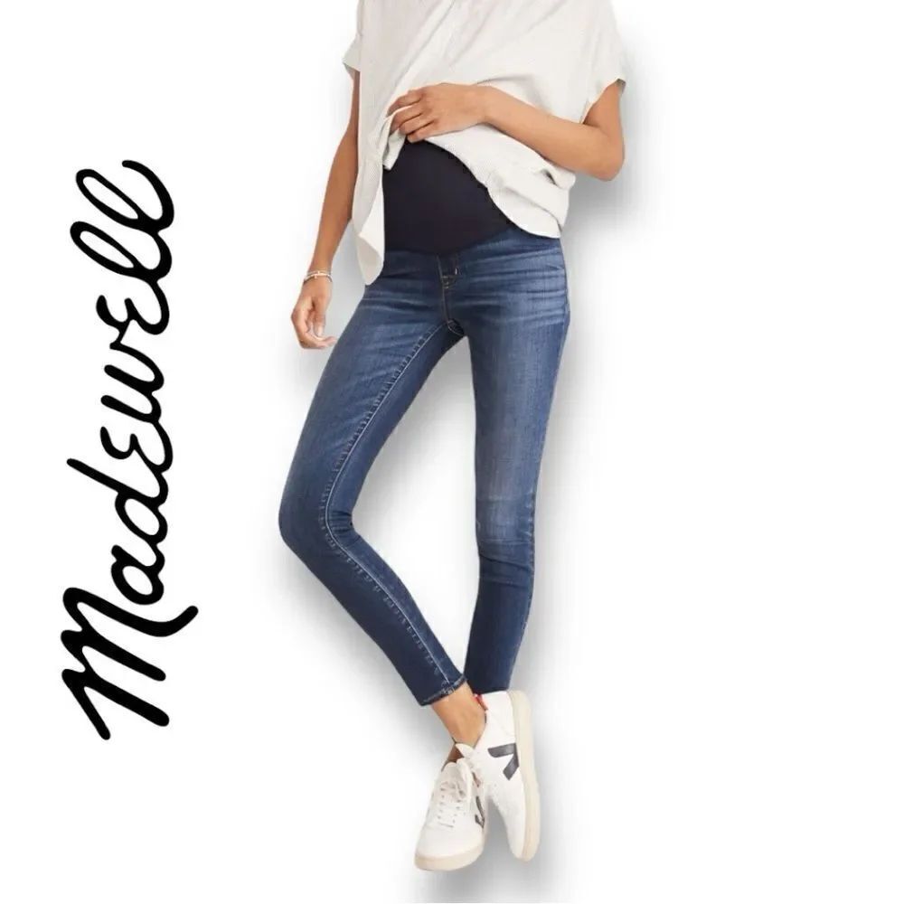 Madewell Maternity Over-the-Belly Skinny Jeans in Danny Wash in the Size 28